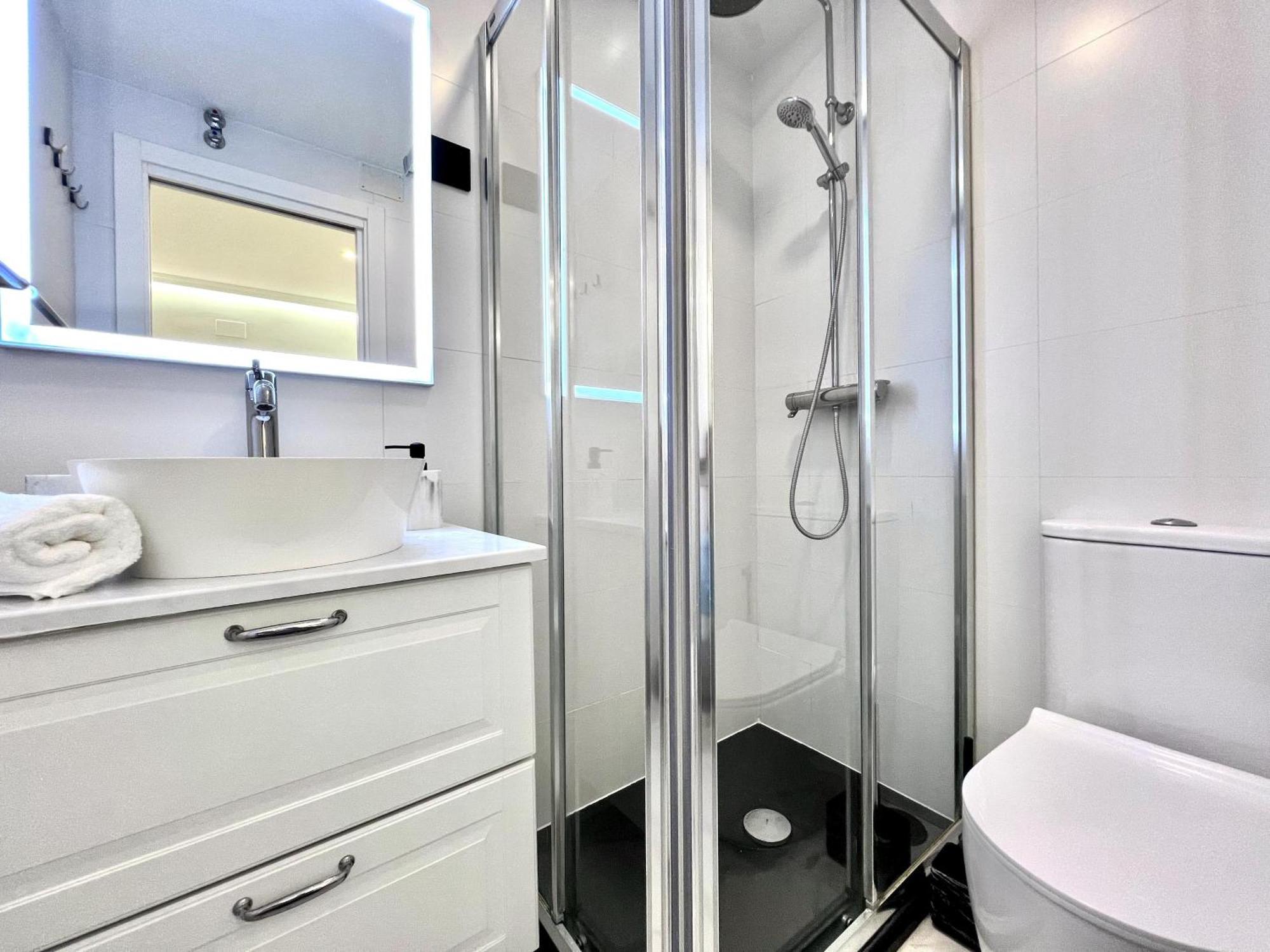 Apartment In The Heart Of Madrid-Piso En Malasana מראה חיצוני תמונה